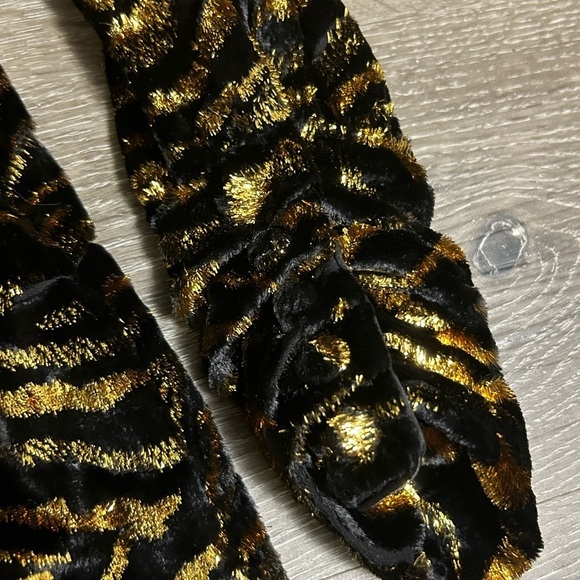 NWT GRLFRND Janice Mini Dress in Black & Gold Size XS Velvet Shimmer Cocktail - Picture 6 of 16